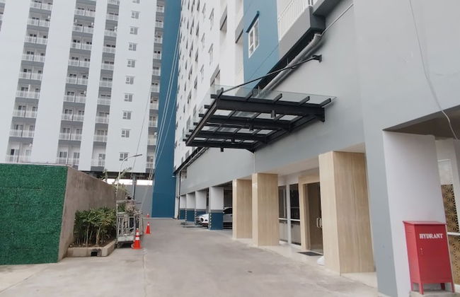 New Studio Apartment With Strategic Location At Suncity Residence - Foto 23