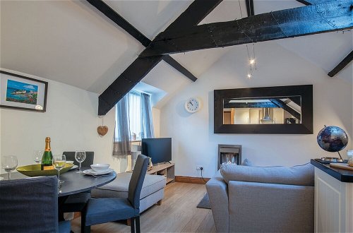 Photo 21 - Cosy At The Mews - 2 Bedroom Apartment - Tenby