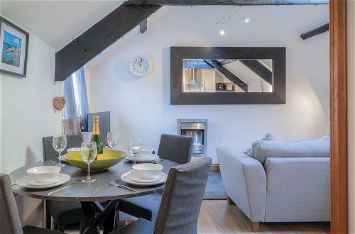 Photo 29 - Cosy At The Mews - 2 Bedroom Apartment - Tenby