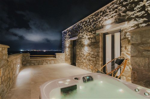 Photo 17 - Naxos Privilege Villas