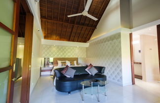 Photo 2 - New Open 3Bedroom Ocean Blue Villas 1