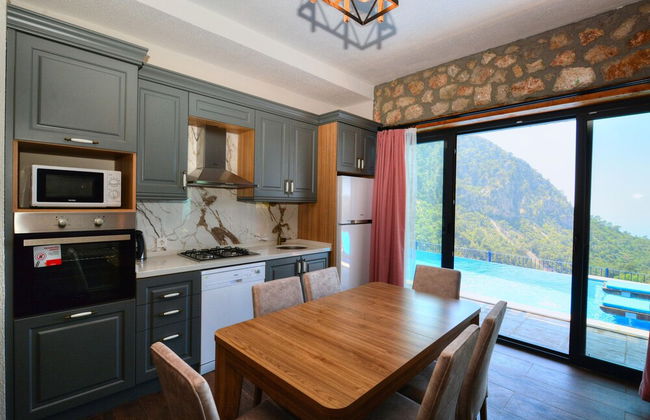 2 Bedroom Private Villa With Infinity Pool and Sea View - Foto 9