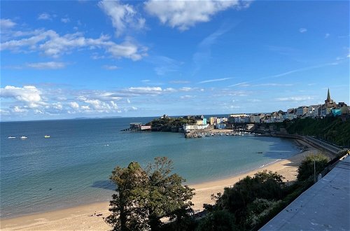Photo 6 - North Beach Heights - 2 Bedroom Penthouse - Tenby