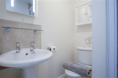 Photo 57 - North Beach Heights - 2 Bedroom Penthouse - Tenby