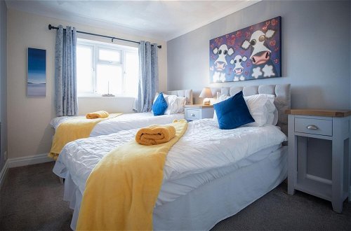 Photo 10 - North Beach Heights - 2 Bedroom Penthouse - Tenby