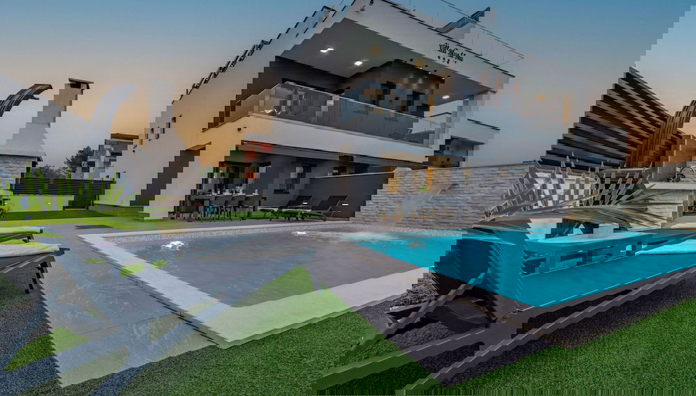 Primary image