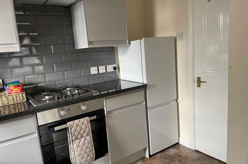 Photo 19 - Stylish 1-bed Apt Near Uni of East London Beckton