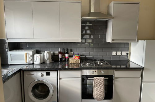 Foto 20 - Stylish 1-bed Apt Near Uni of East London Beckton