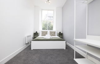 Photo 2 - JOIVY Glamorous1-Bed Flat Overlooking Grassmarket