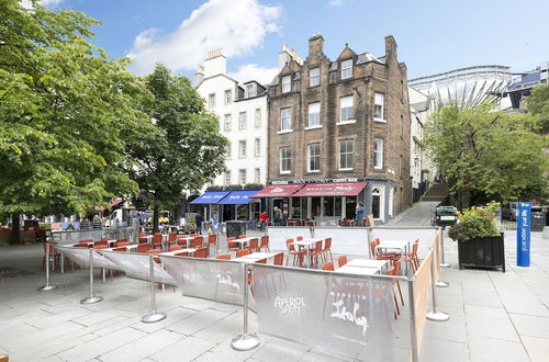 Photo 24 - JOIVY Glamorous1-Bed Flat Overlooking Grassmarket