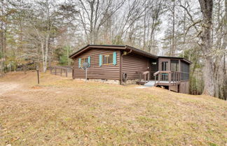 Foto 1 - Peaceful Warne Cabin: Fenced Yard & Screened Porch