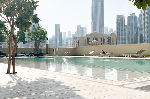 Foto 19 - Luxury Burj Royale with Balcony & View Downtown