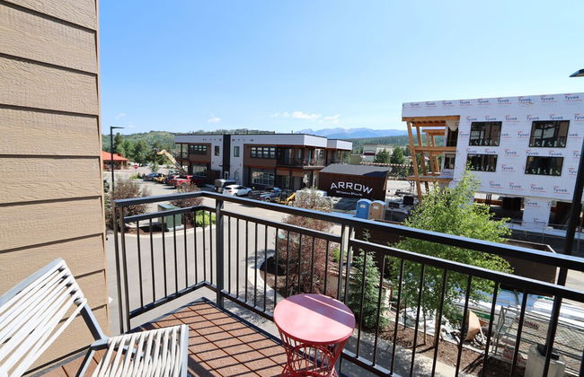 Arrow Luxury Rooftop Shopping and More! - Foto 33