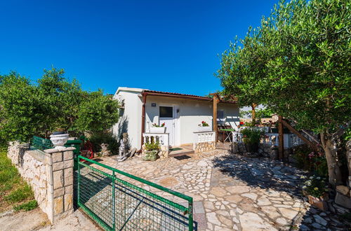 Photo 17 - Bungalow in Nature Close to the Beach