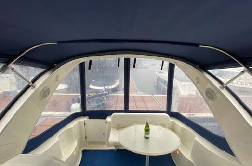 Photo 9 - Stunning 2-bed Boat in Dreverna