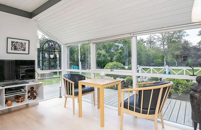 Elegant Holiday Home in Jerup near Sea - Photo 3