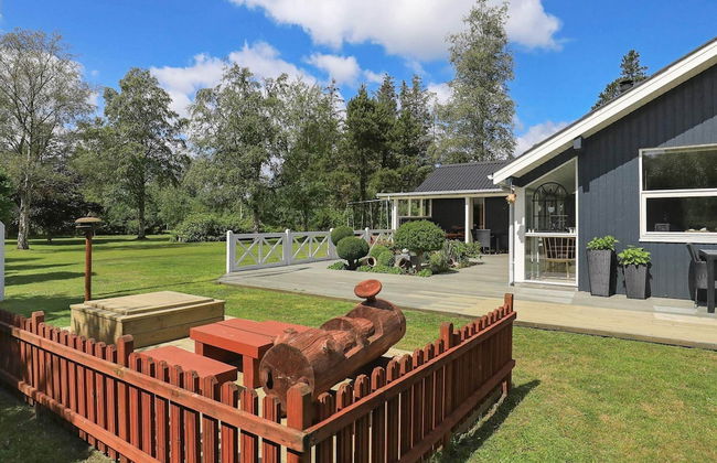 Elegant Holiday Home in Jerup near Sea - Photo 30