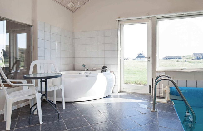 10 Person Holiday Home in Harboore - Foto 5