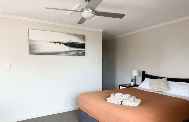 Port Vincent Motel & Apartments - Photo 11