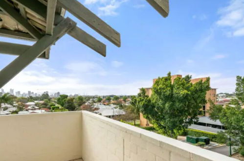 Photo 6 - Bright 2 Bedroom Apartment Near Optus Stadium