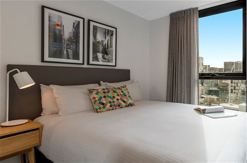 Photo 6 - Oaks Melbourne Southbank Suites