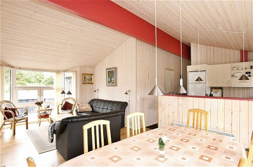 Foto 10 - 8 Person Holiday Home in Hadsund