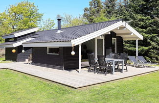 Photo 1 - 4 Person Holiday Home in Lokken