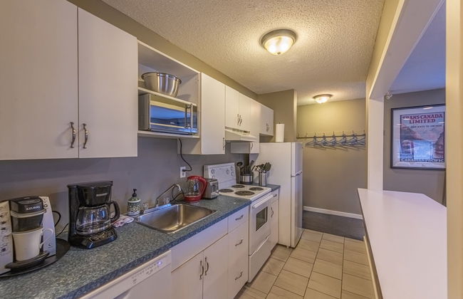 Banff Boundary Lodge-Mountain View Condo - Foto 13