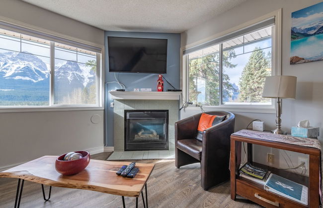 Banff Boundary Lodge-Mountain View Condo - Foto 17