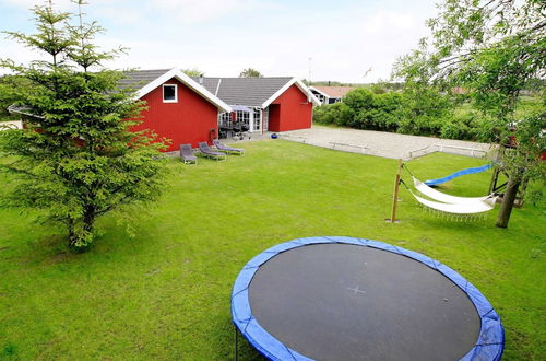 Photo 24 - 14 Person Holiday Home in Vejers Strand