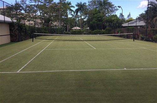 Foto 15 - Cairns Golf Course Apartment