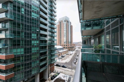 Photo 28 - Downtown Condo Near Exhibition Place With Balcony