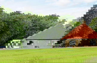 Foto 1 - 8 Person Holiday Home in Harpelunde