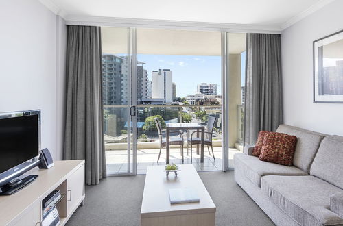 Photo 14 - Oaks Brisbane Lexicon Suites