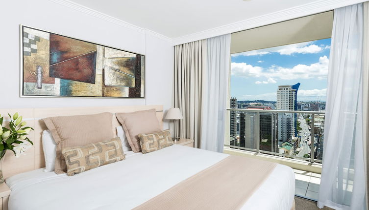 Photo 1 - Oaks Brisbane Lexicon Suites