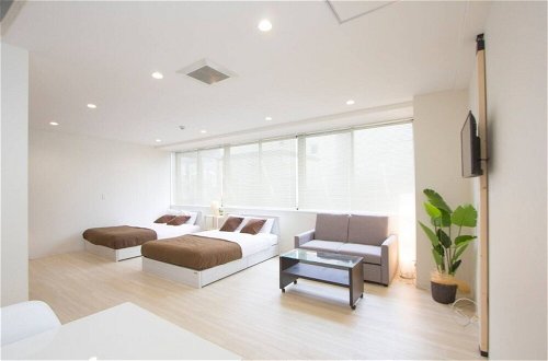 Photo 6 - Cozy and Convenient Royal Heights