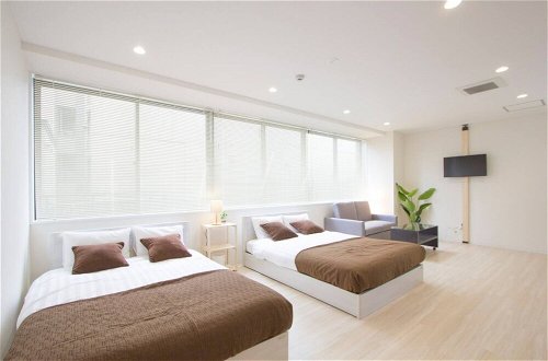 Photo 2 - Cozy and Convenient Royal Heights