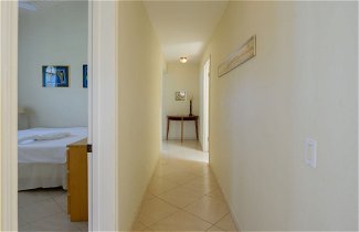 Foto 3 - Sea-view Apartment in Mambo Beach Near Seaaquarium