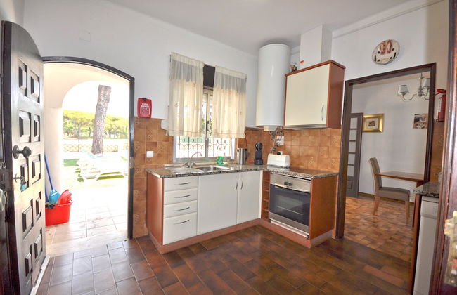 Traditional Private Pool, Walking Distance to Centre, Golf Facing - Foto 8