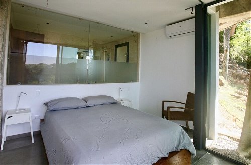 Foto 4 - Modern 7 Bedrooms Villa on Private Beach Access