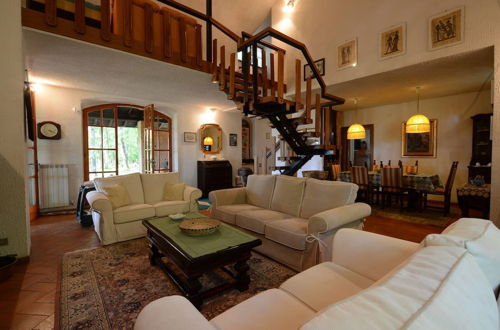 Photo 18 - Luxury Country Villa 5 Bedrooms 7 Bathrooms With Private Pool