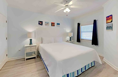 Foto 9 - The Enclave by Southern Vacation Rentals
