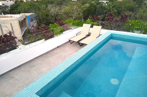 Photo 16 - Private Roof w Plunge Pool, Brand New 2 Br Penthouse for 6 Sleeps