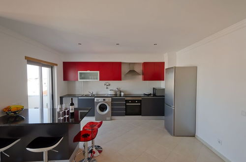 Photo 14 - Modern 2 Bed Apartment 5km Carvoeiro