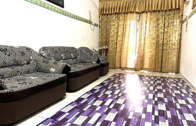 OYO Home 90492 Sena Homestay - Foto 2