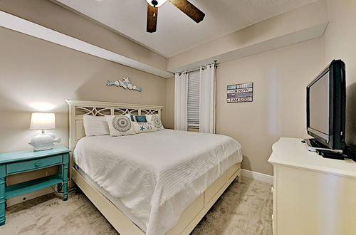 Foto 7 - Azure by Southern Vacation Rentals