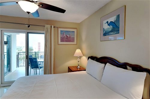 Photo 2 - Emerald Isle by Southern Vacation Rentals