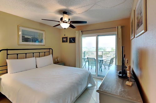 Foto 15 - Emerald Isle by Southern Vacation Rentals