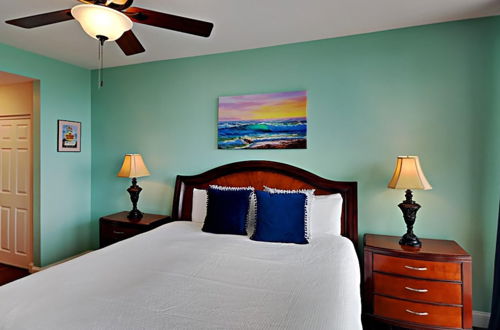 Photo 16 - Emerald Dolphin by Southern Vacation Rentals