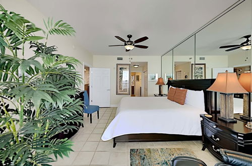 Photo 11 - Emerald Dolphin by Southern Vacation Rentals